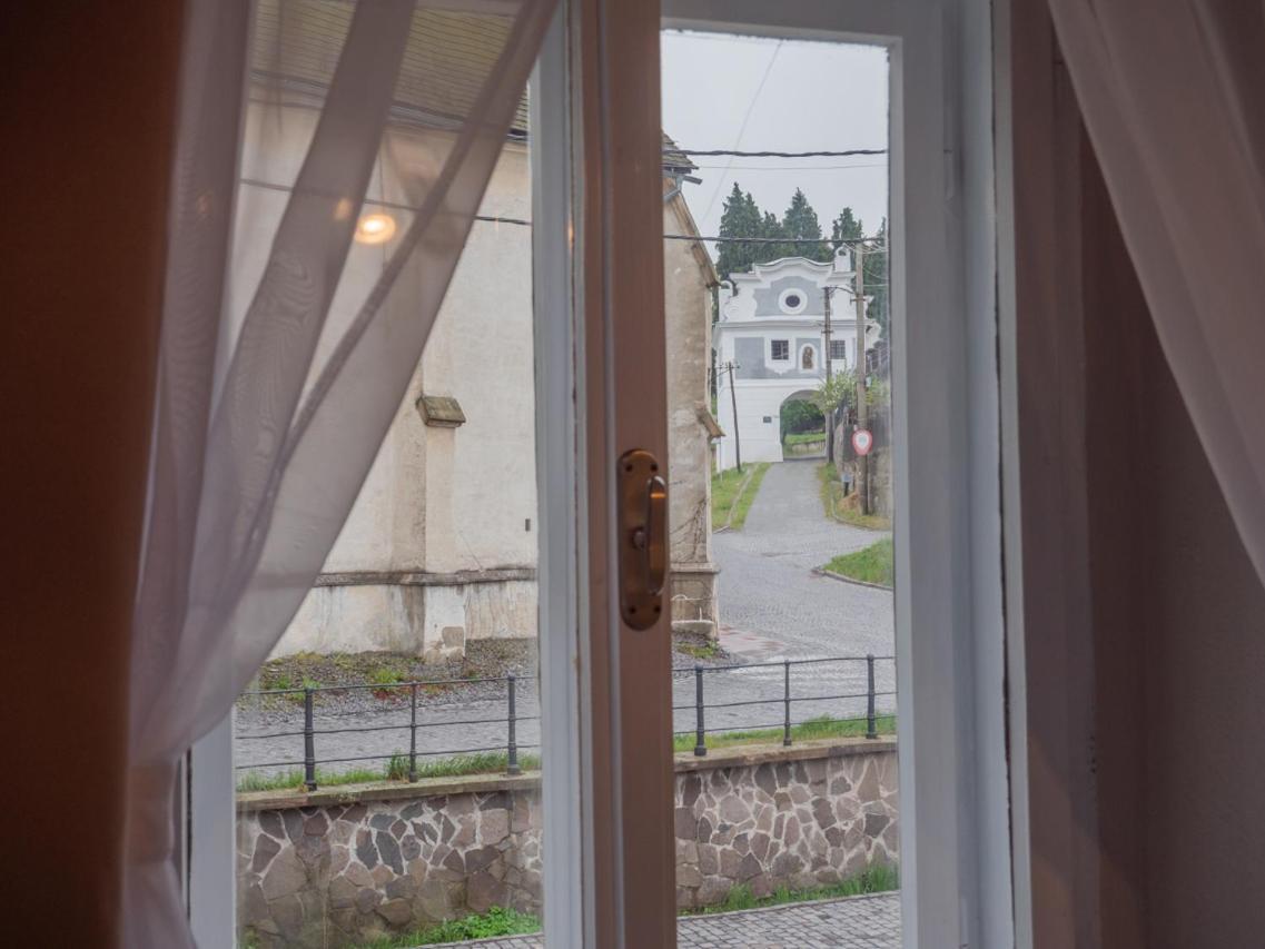Banská ŠtiavnicaFrauenbergアパートメント エクステリア 写真